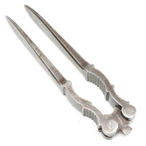 Old Reversible Nutcrackers - OldTools.co.uk