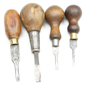 4x Old Small Wooden Screwdrivers (Ash, Beech) - OldTools.co.uk
