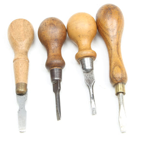 4x Old Small Wooden Screwdrivers (Ash, Beech) - OldTools.co.uk