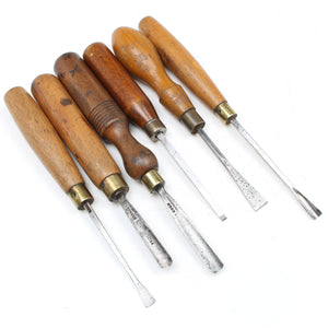 6x Old Short Woodcarving Tools (Beech)