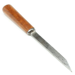 Old Mortice Chisel – 1/8" (Beech)