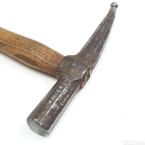 Old Unusual Hammer (Ash)