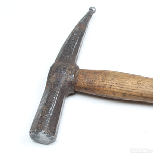 Old Unusual Hammer (Ash)