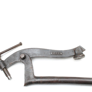 Woden Holdfast Clamp