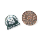 2x Old National Trust and Genes Jeans Badges